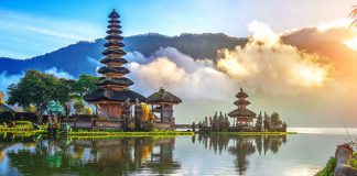 Check in 5 tọa độ du lịch Indonesia 2023 khiến bạn si mê quên lối về&nbsp;