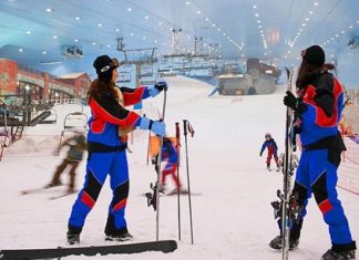 Đắm mình trong công viên tuyết Ski Dubai giữa lòng sa mạc rộng lớn Đắm mình trong công viên tuyết Ski Dubai giữa lòng sa mạc rộng lớn
