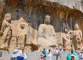 Khám phá hang đá Long Môn – kỳ quan hàng nghìn tuổi nổi tiếng Trung Quốc Khám phá hang đá Long Môn - kỳ quan hàng nghìn tuổi nổi tiếng Trung Quốc